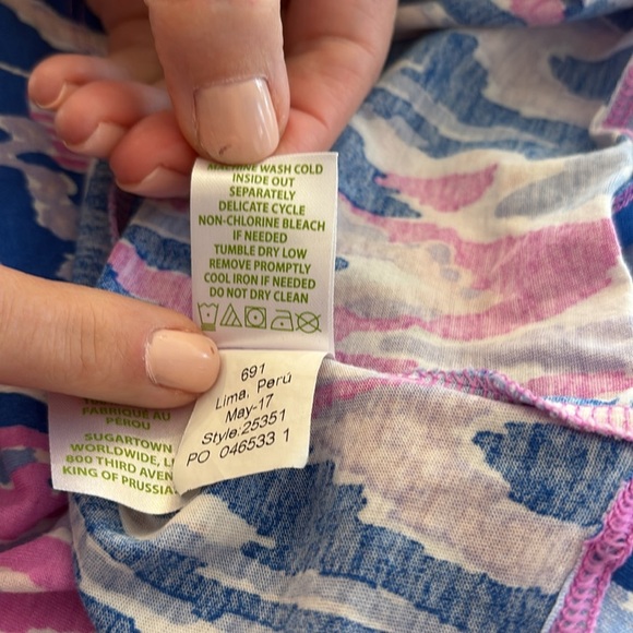 Lilly Pulitzer dress size large 8-10 girls cold shoulder fee 3/4 sleeve dress - Picture 8 of 10